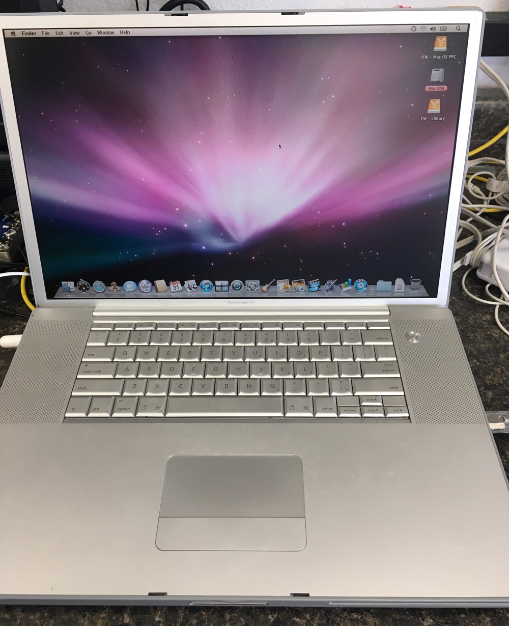 PowerBook G4 1GB/300GB/COMBO/AP MAC OS 9